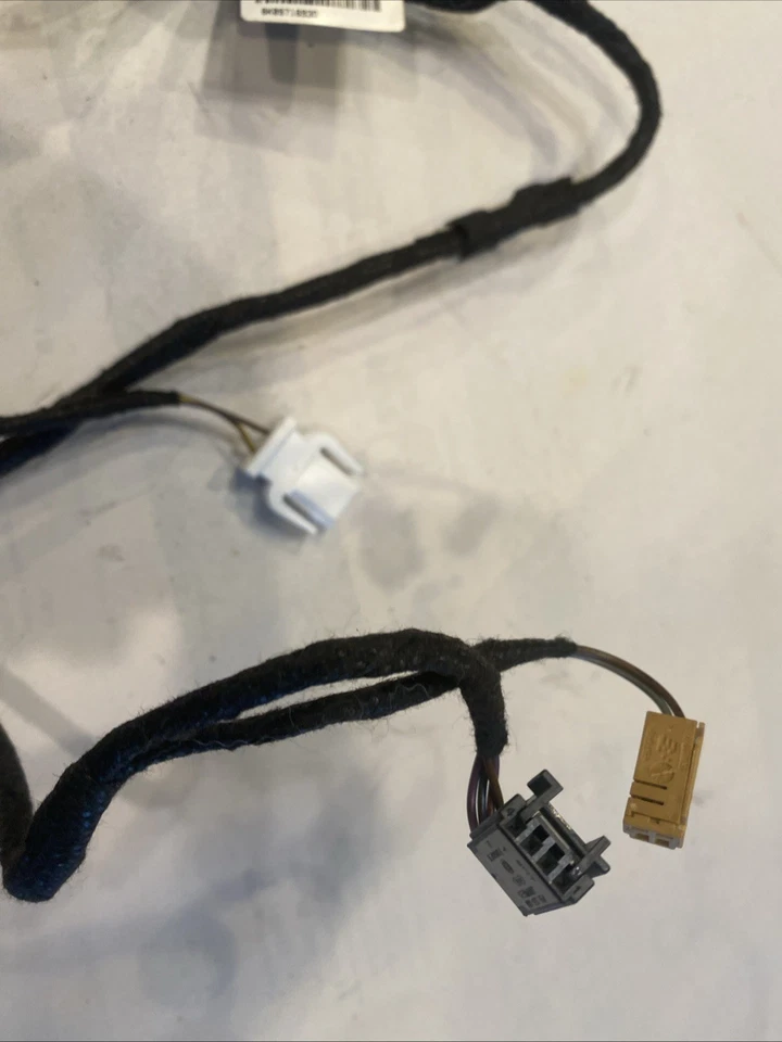 AUDI A4 ALLROAD 2013-2016 - Arnés de cableado de panel de puerta trasera 8K0971693D Foto 2 de 4