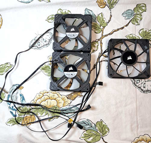 SET OF THREE Corsair 120mm PC Computer Case Fans - CO-9050039-WW Black