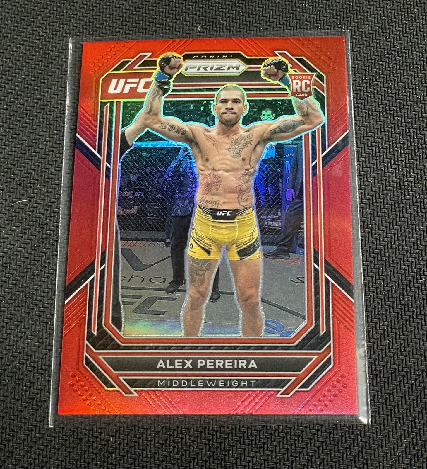 2023 Panini Prizm UFC - Red Prizm #111 Alex Pereira /199 (RC)