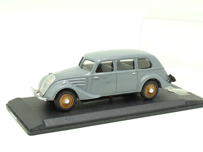 Tek Hoby Résine 1/43 - Peugeot 402 B Anthracite
