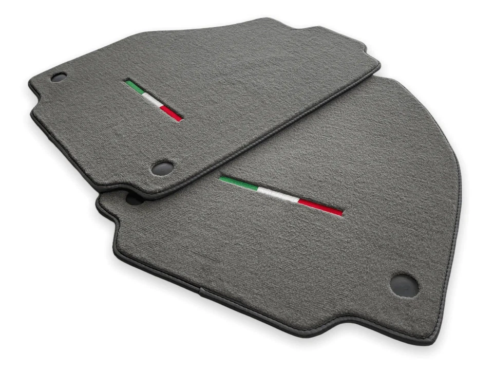 Alfombrillas grises marca AutoWin para Ferrari 458 Speciale IT Edition Foto 3 de 4