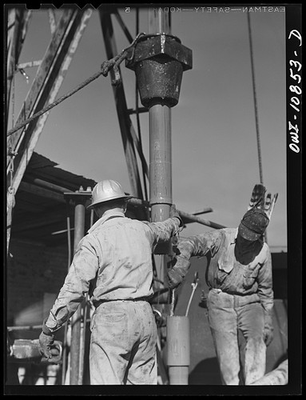 #ad Moore County Texas 1942 Oil Drillers Adding Drill Pipe to Rotary Drill Stem $13.49