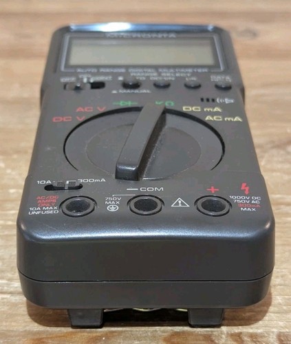 Micronta LCD Digital Multimeter 22-186 Autoranging TESTED WORKS w/ Original Box - Picture 3 of 11