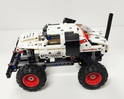 LEGO TECHNIC Monster Jam Monster Mutt Dalmatian 42150