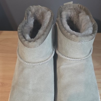 Mexx Gray Suede Faux Fur Lined Ankle Boots Women s Size 9 Logo Cushioned