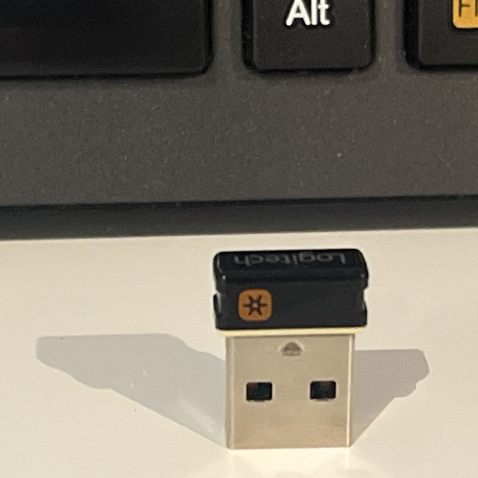 Logitech K360 Y-R0017 Wireless Keyboard Black with USB Reciever Tested Working - Image 3 of 4