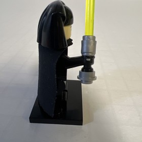 LEGO Star Wars Luminara Unduli Light Up Lightsaber Minifigure Excellent 