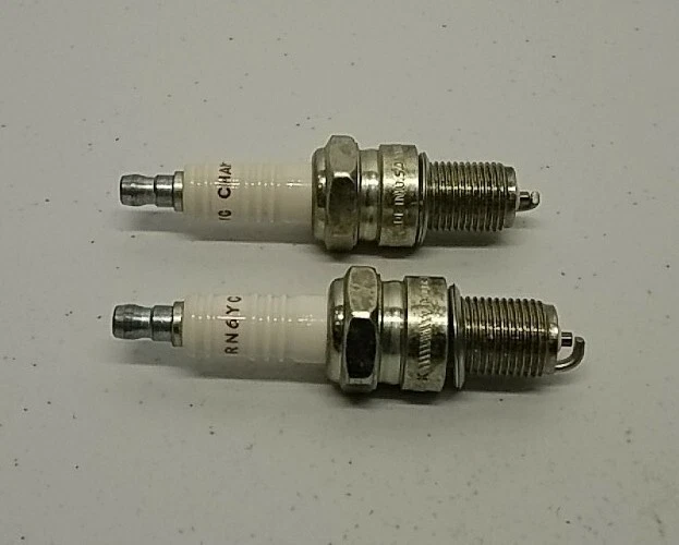 339 Champion Automotive Copper Plus Bujías Cantidad de 2 Bujías RN6YC Foto 3 de 3