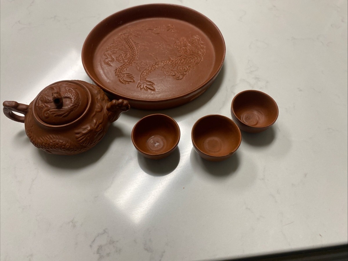 Vintage Chinese Red Clay Yixing Zisha Teapot Set With 3 Cups Tray