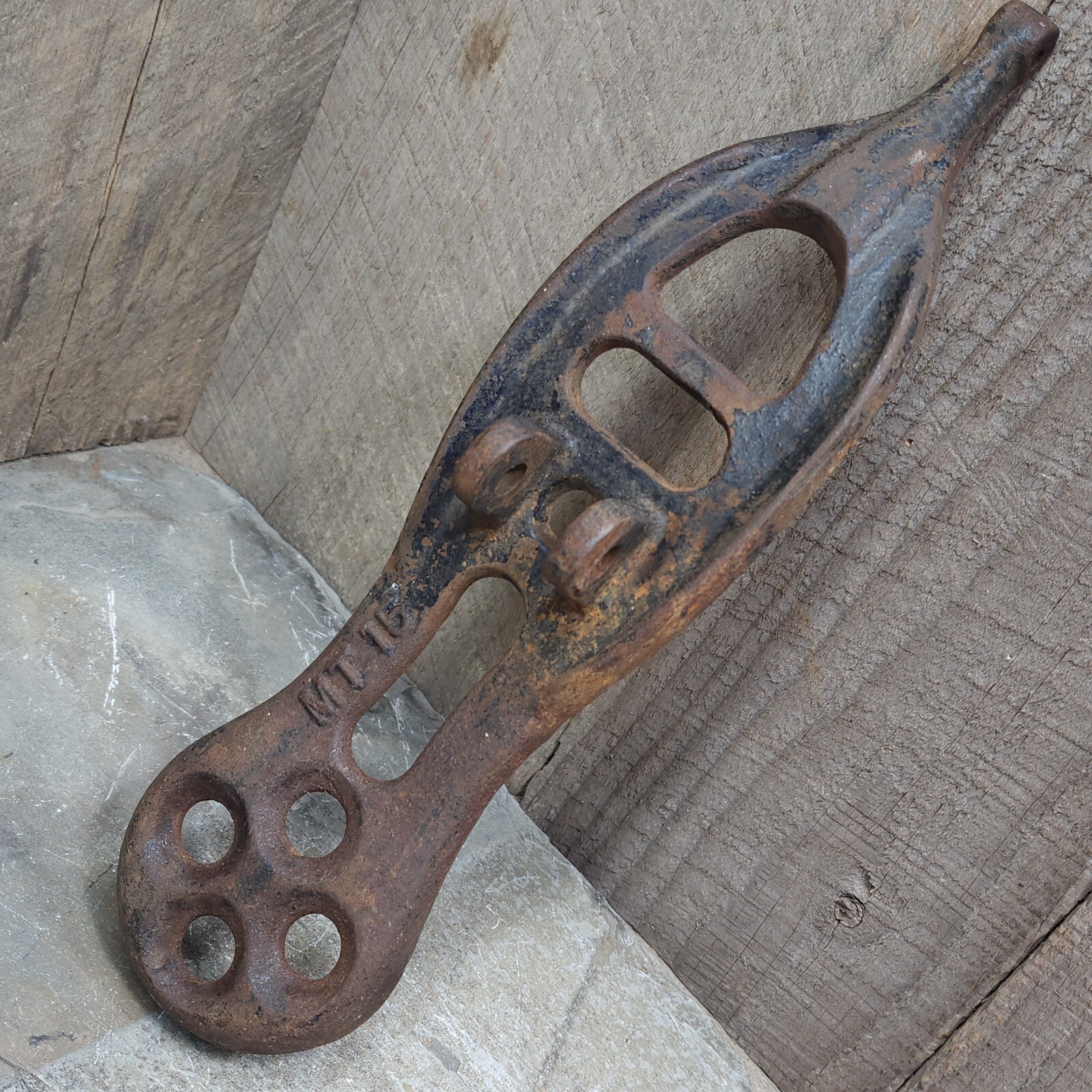 Antique Cast Iron Foot Shaped Gas Pedal Brake Tractor Machinery MT15