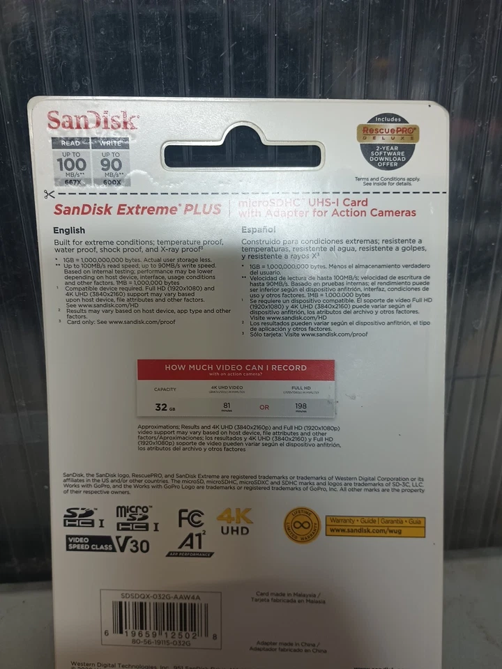 SanDisk 32GB EXTREME PLUS MicroSDHC Card with Adapter - Image 3 of 4