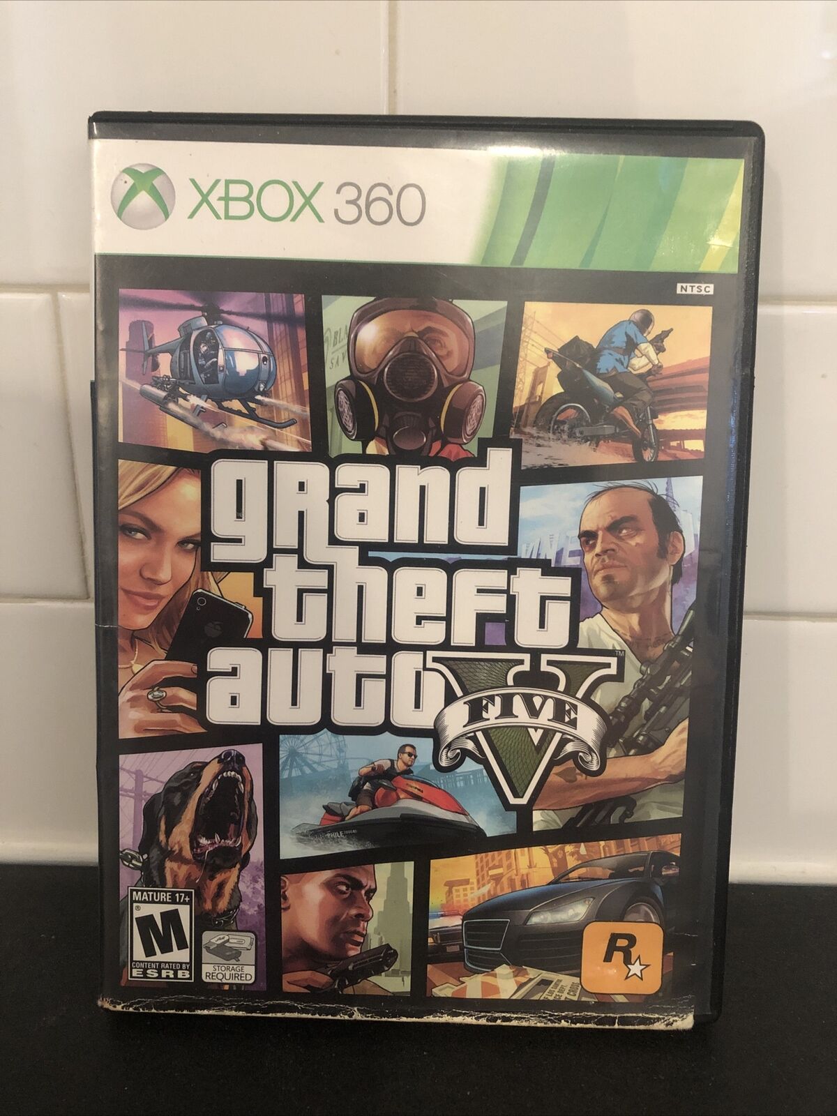 Grand Theft Auto V 5 Xbox 360 - Complete- W/ Manual - Tested 710425491245