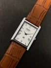 Vintage Seiko Slim White Silver Quartz Men's Wrist Watch - ( FREE SHIPPING )