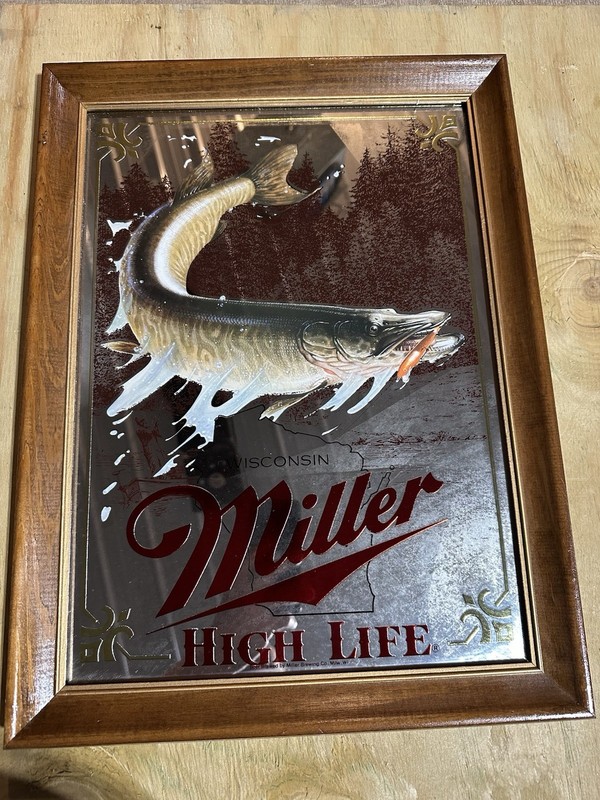 Miller High Life MUSKIE Northern Mirror Sign Sportsman Series First Edition fish