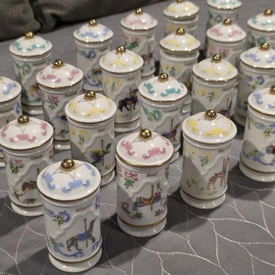 Lenox 1993 Spice Carousel Complete Set of 24 Porcelain Jars Gold Accent 