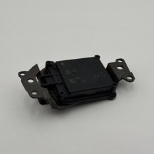 2018 2019 2020 Toyota Camry Cruise Control Distance Radar Sensor 88210-06090 2018 2019 2020 Toyota Camry Cruise Control Distance Radar Sensor 88210-06090