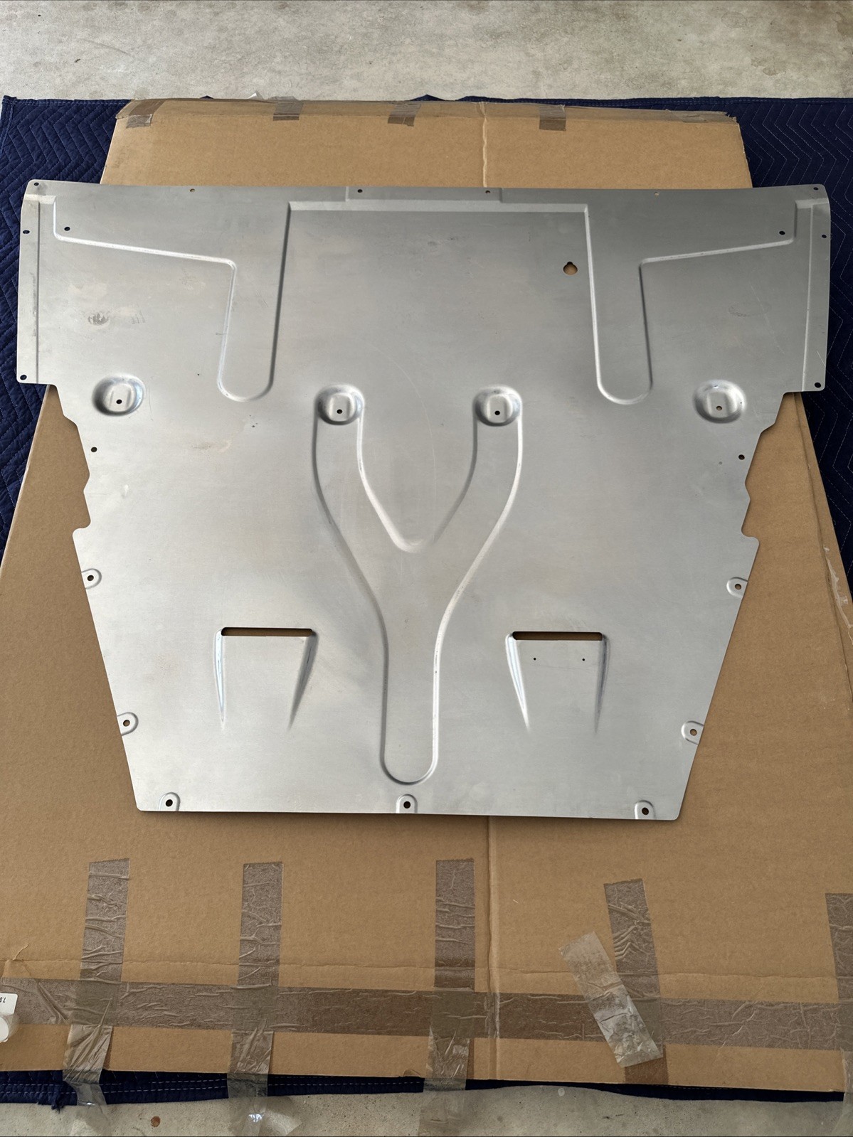 McLaren MP4-12C, 650S Rear Main Lower Under Tray, Metal 11A4747CP New Oem