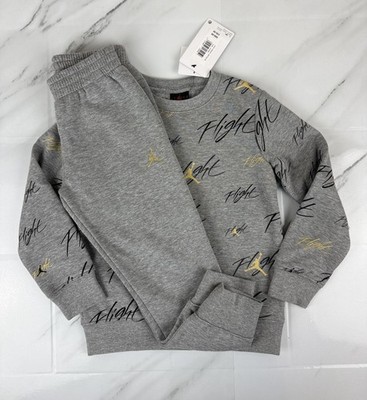 Jungen Jordan Haze All Over Print Crew/Jogginghose Trainingsanzug grau/gold Größe 4-5 Jahre