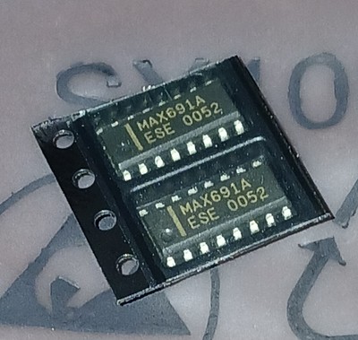2 pcs. MAX691AESE+ Microprocessor Supervisory Circuit SO16, Maxim