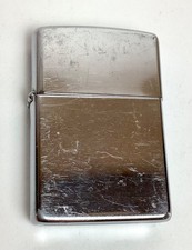 Vintage Plain ZIPPO D IV Lighter Made in USA Approx. 2.25 x 1.5 inches