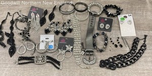 Sparkle Costume Mixed Jewelry Lot w. Necklaces Bracelets Paparazzi Earrings