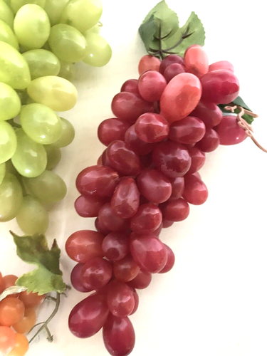 Vintage Decorative Rubber Plastic Grapes 4 Bunches Red Purple Green Orange - Picture 4 of 5