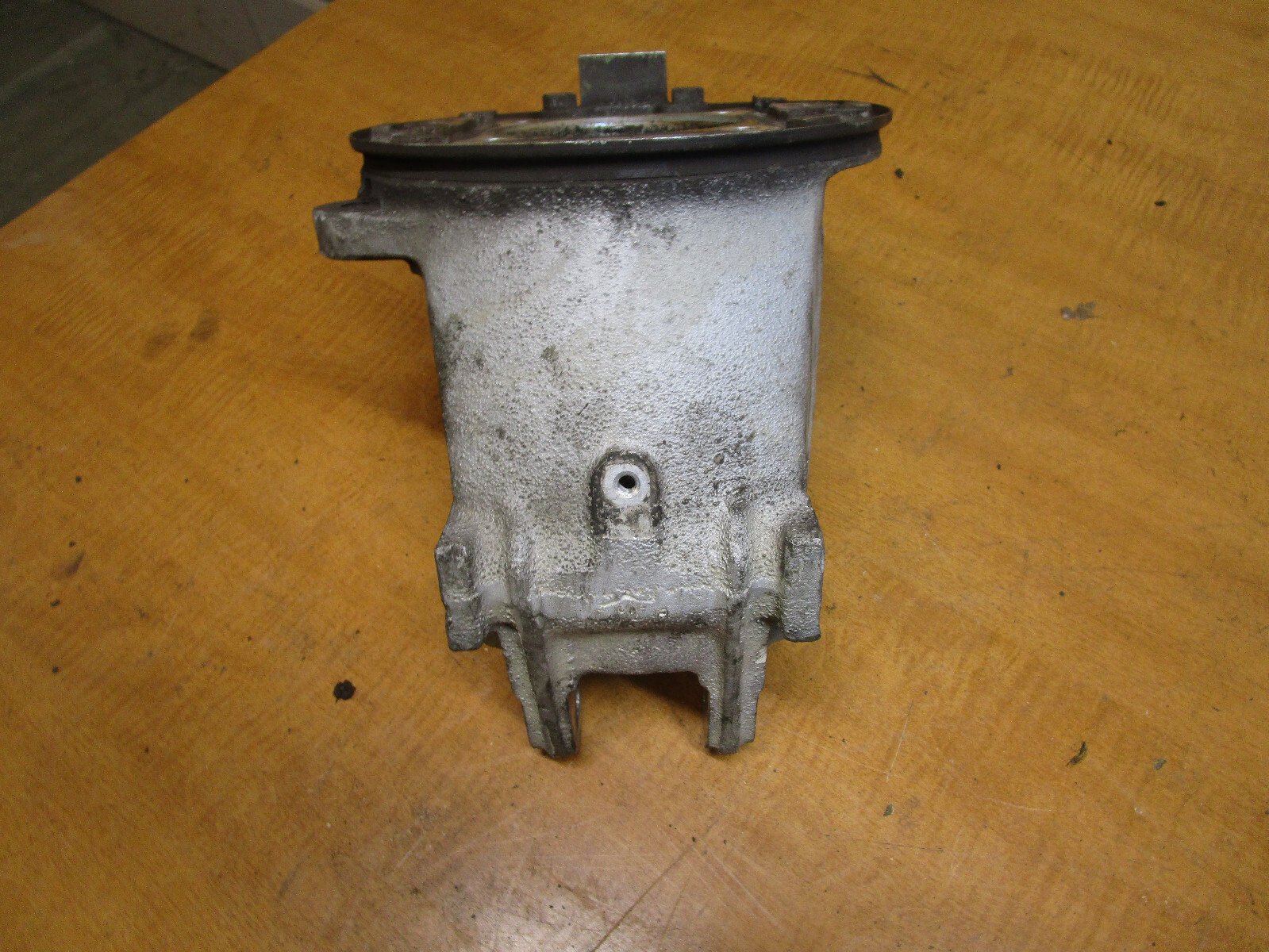 Ferrari 348 - LH Rear Wheel Hub Holder - P/N 159356