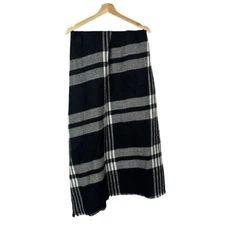 Boutique Black & White Knit Plaid Blanket Scarf