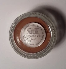 FASHION FAIR Perfect Finish TENDER GLO A457, SOUFFLE MAKEUP  1.17 OZ