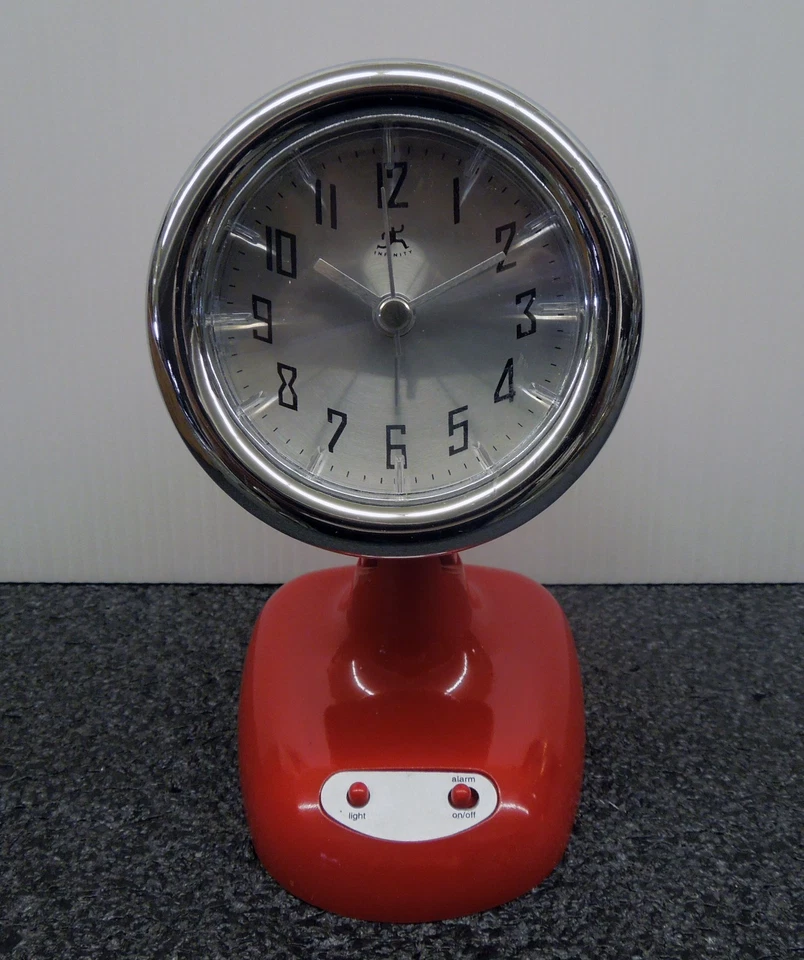 HEAD LIGHT RED ALARM CLOCK - Image 2 of 4