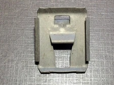 1 pc NORS rocker panel moulding clip 1954 1955 1956 1957 Oldsmobile 564690