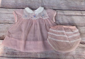 vestido anos 60 rosa