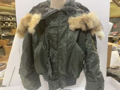 Vintage 1971 USAF Heavy Flight Jacket N-2B with coyote Fur Hood