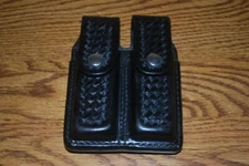 Rowe's Black Leather Duty Dual Mag Pouch with Basketweave Finish .45