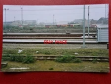 PHOTO  CLASS 67 LOCO NO 67015 AT OLD OAK COMMON 1980