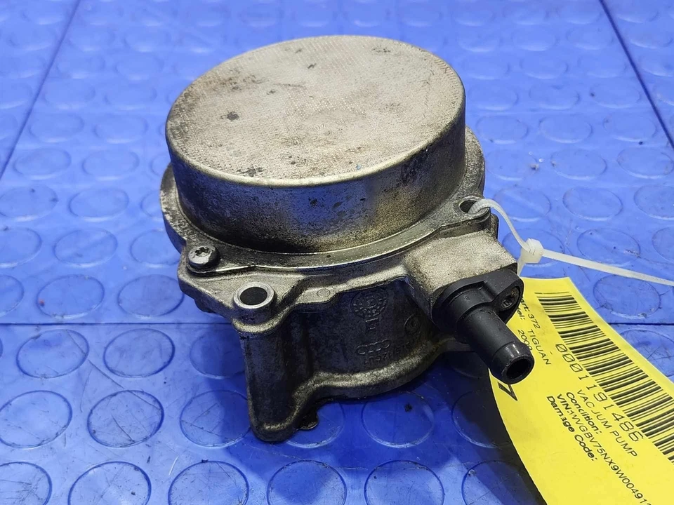 2009-2015 Volkswagen Tiguan Engine Driven Vacuum Pump Bosch OEM 06H145100A - Image 2 of 4