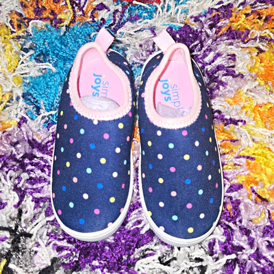 Carter's Girls Navy Polka Dot Slip-On Flats Pull Tab Closed Toe US 8 EU 24