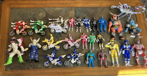 Power Rangers Vintage Lot 25 Figures 7 Bikes