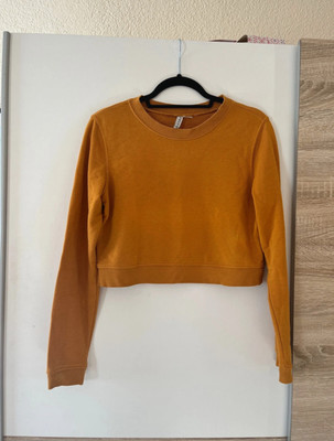 Warm-gelbes Crop-Top mit langen Ärmeln