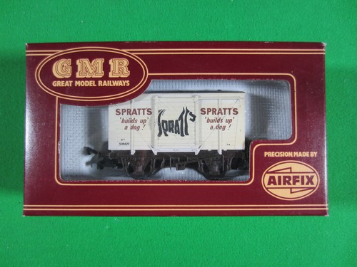 Airfix GMR 54312-7 SPRATTS 12T Vent Van - OO Scale BOXED | Zustand: Used
