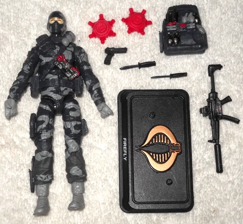 2015 Firefly (version 28) - 100% complete (GI Joe figure)