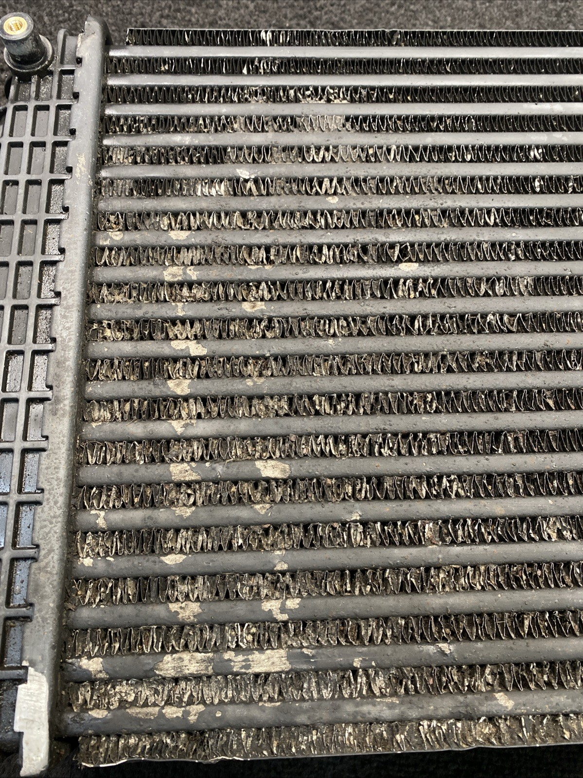 2017 Maserati Levante Left Intercooler Radiator OEM 16484793