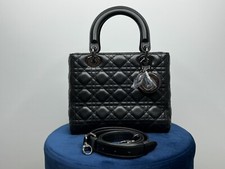 Lady Dior mittelgroße Tasche Kalbsleder Schwarz Neuwertig