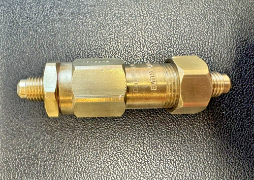 Vintage EATON CAROL Dole® .17 GPM 1/4" SAE Brass FLOW CONTROL Regulator - Picture 3 of 9