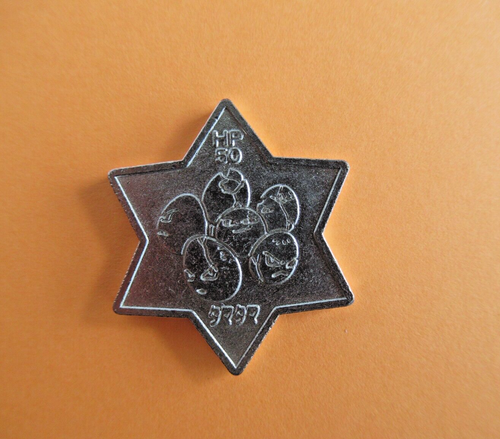 Exeggcute - VTG Metal Pokemon Battle Coin Gachapon - CGTSJ Tomy - Japan - Foto 1 di 2