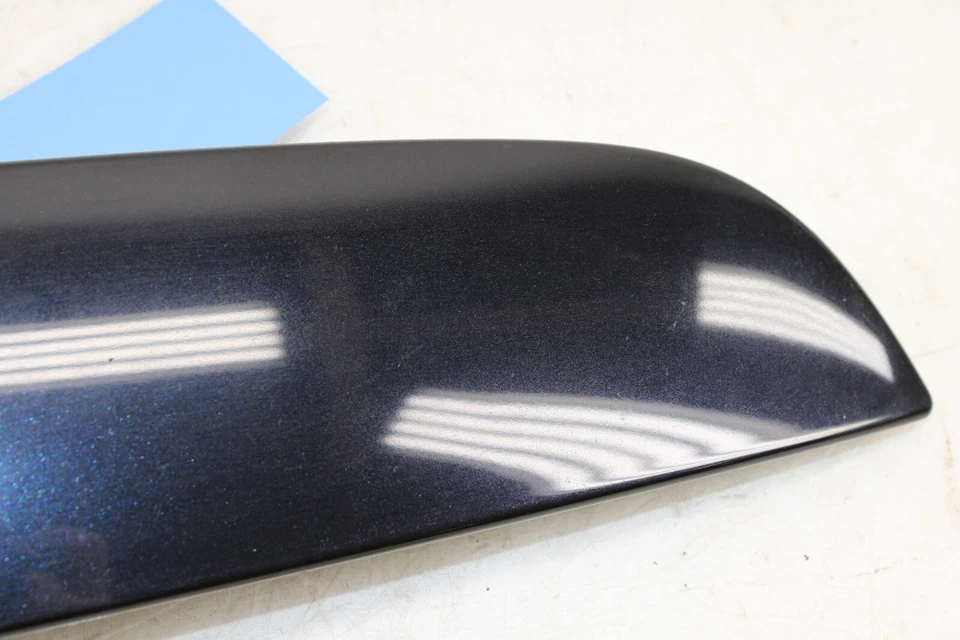 Moldura de puerta levadiza Nissan Juke 2011-2014 con luces OEM GI17 Foto 2 de 4