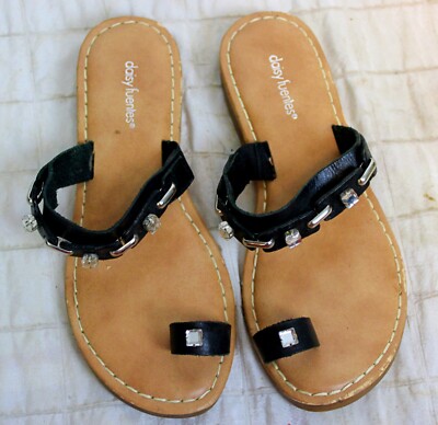 Daisy Fuentes Sandals Flip Flops Thongs Summer Shoes Girls 6M Coconut Black
