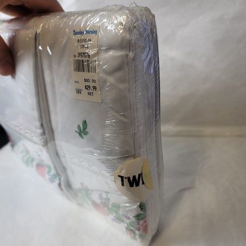 Vtg Springmaid Sateen 230 Twin Sheet Set W/ Pillow Case - Picture 2 of 4