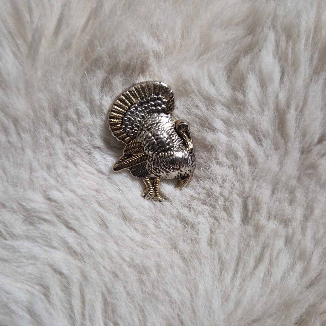 Vintage Turkey Pin Thanksgiving November Family Dinner Lunch Gobble Gobble Metal