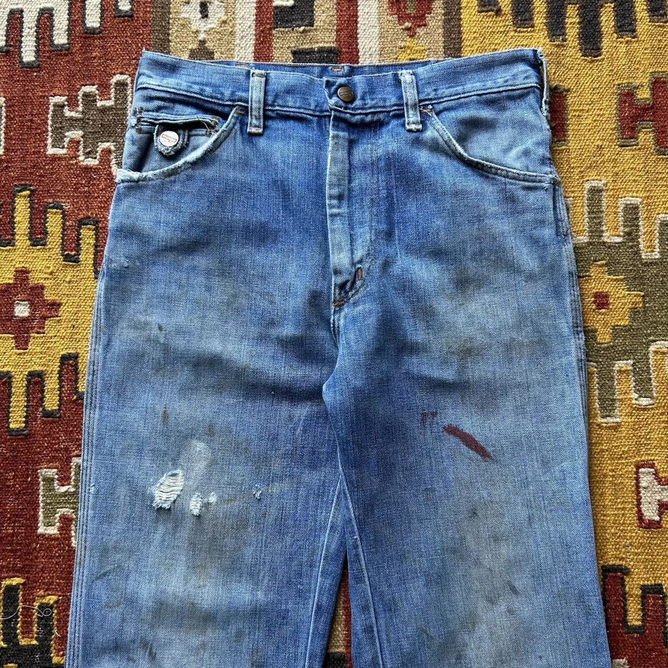 Jeans de mezclilla Wrangler vintage años 70 talla 29x31 - reparados Foto 2 de 4